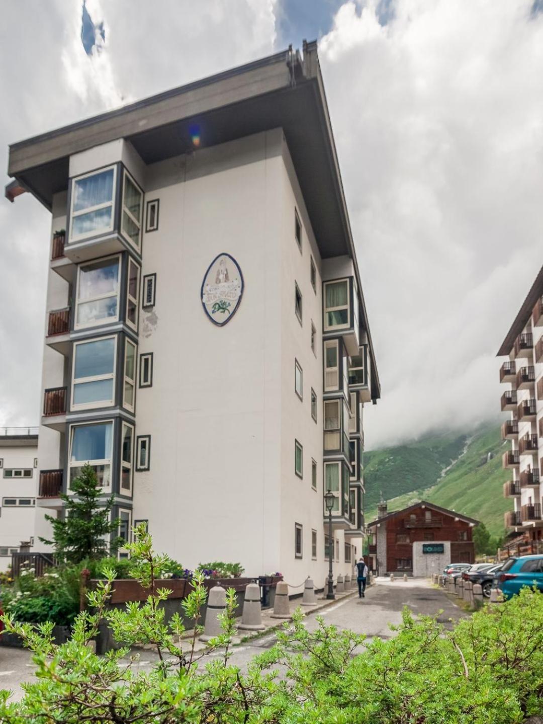Maska Home Cervinia ブレウイル・チェルヴィナイア エクステリア 写真